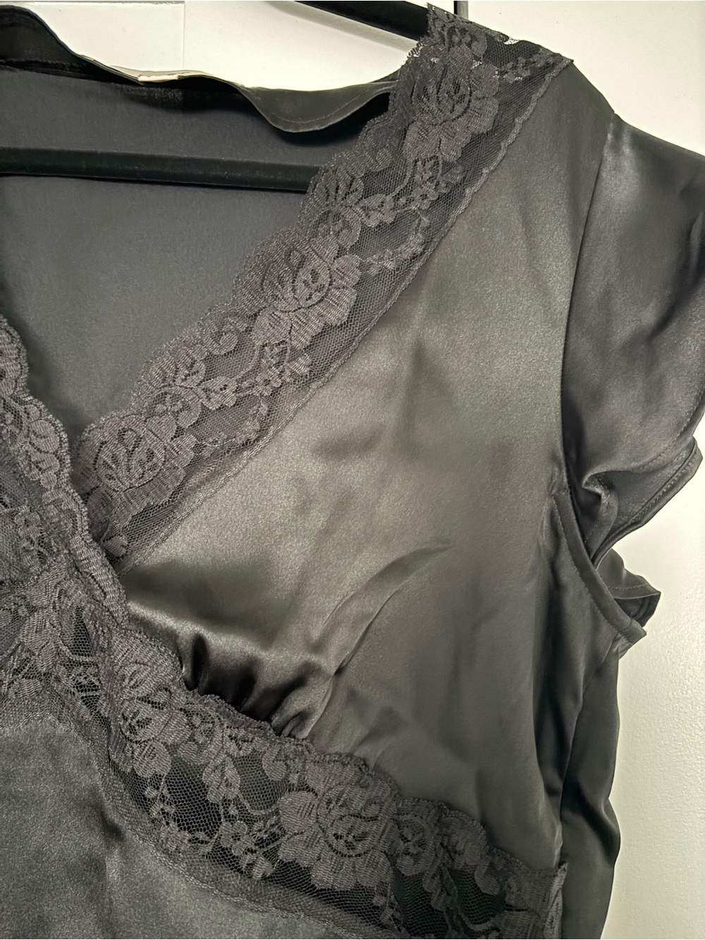 LOFT Black Lace-Trim V-Neck Blouse - Picture 4 of 6